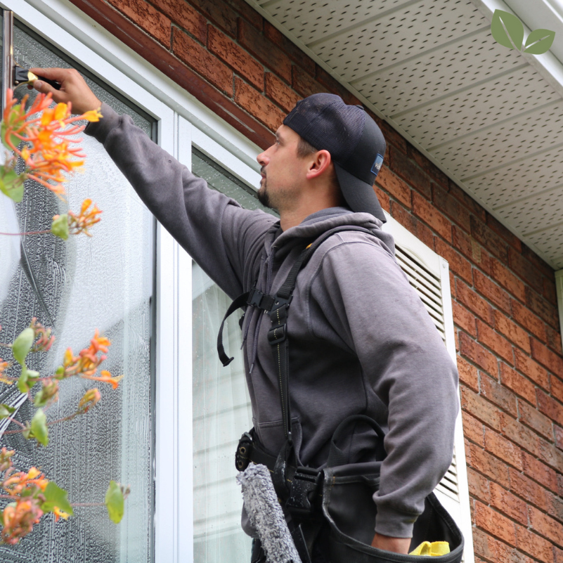Residential window washer in Ottawa